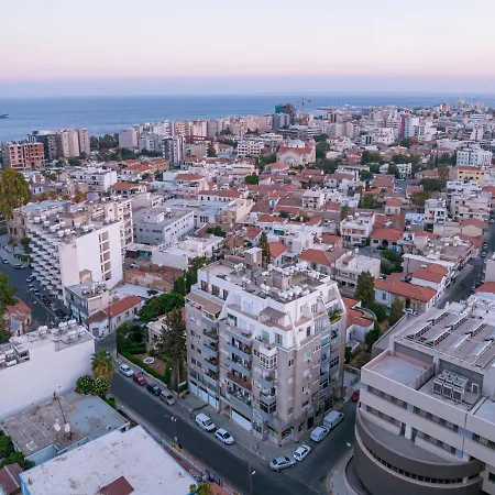 Sanders Coral Court Penthouse - Cute 3-bedroom With Balcony Apartment Limassol