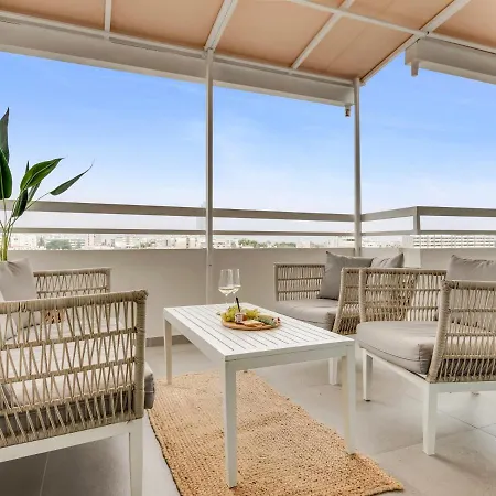 Sanders Coral Court Penthouse - Cute 3-bedroom With Balcony Limassol